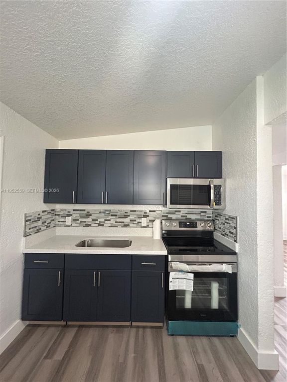 1582 NW 5th Ave, Pompano Beach, FL 33060