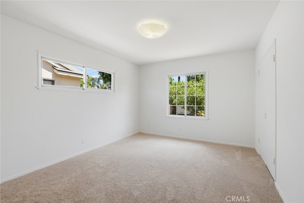 Image 18 of property listing at 8138 Irondale, Winnetka, CA 91306