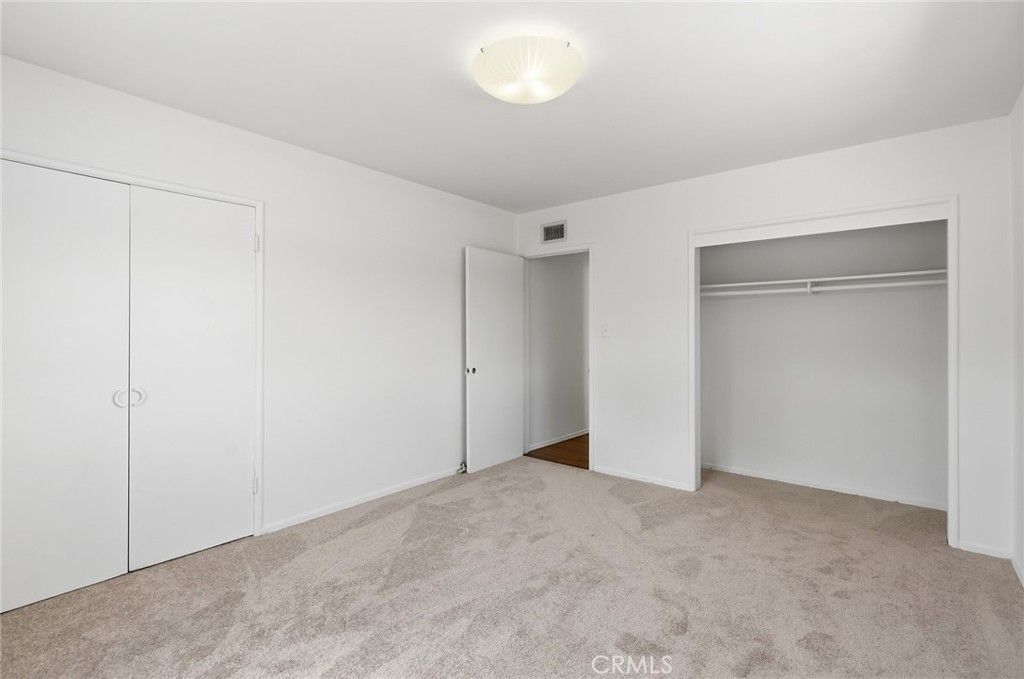 Image 19 of property listing at 8138 Irondale, Winnetka, CA 91306