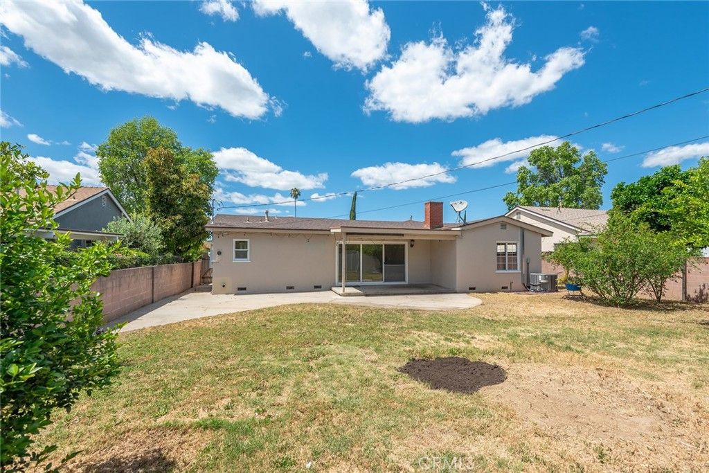 Image 22 of property listing at 8138 Irondale, Winnetka, CA 91306