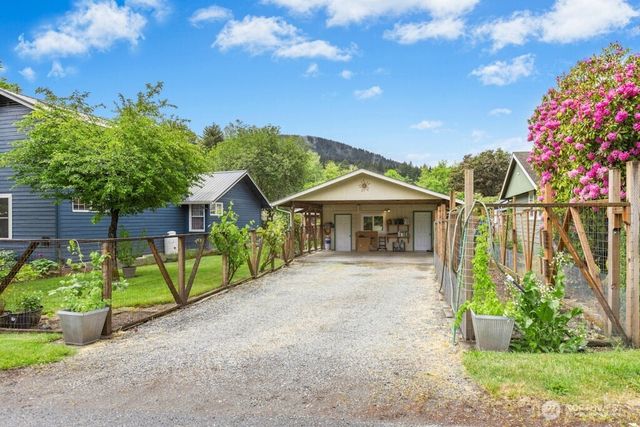 8608 307th Avenue SE, Preston, WA 98050