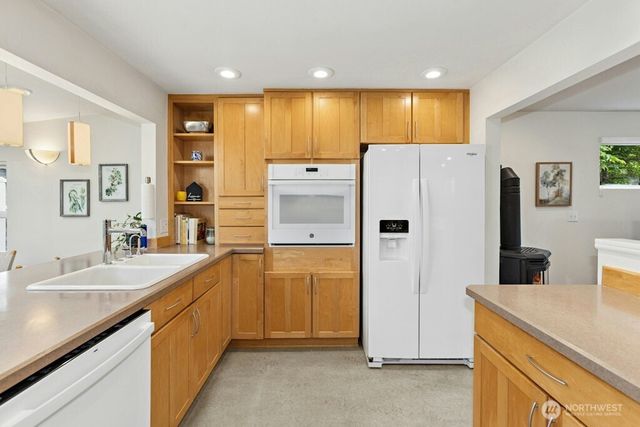 8608 307th Avenue SE, Preston, WA 98050