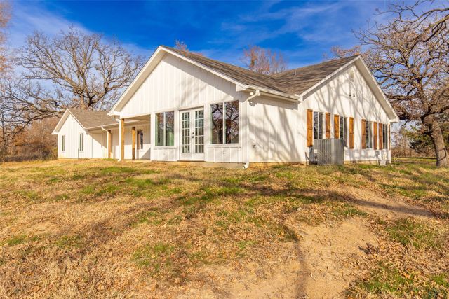 315 Private Road 7327, Emory, TX 75440