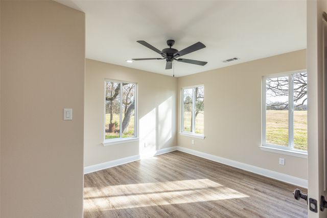 315 Private Road 7327, Emory, TX 75440