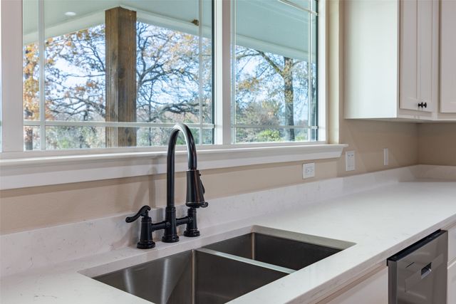 315 Private Road 7327, Emory, TX 75440