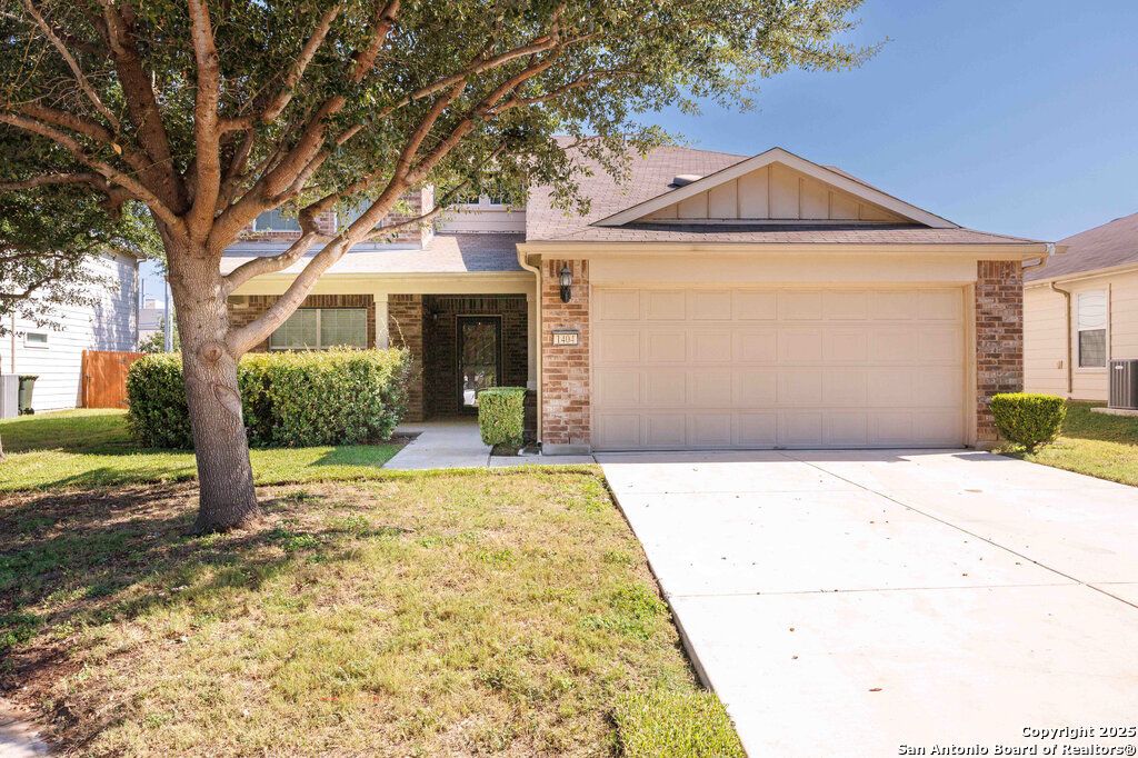 1404 Hitch, Schertz, TX 78154