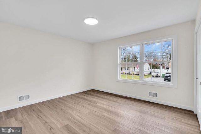 521 BEACH AVE, Beachwood, NJ 08722