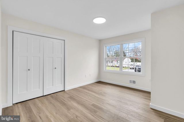 521 BEACH AVE, Beachwood, NJ 08722