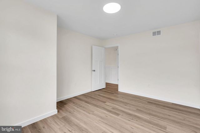 521 BEACH AVE, Beachwood, NJ 08722