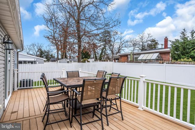 521 BEACH AVE, Beachwood, NJ 08722