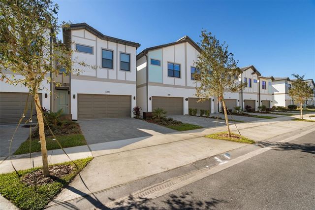 10454 EBB TIDE LANE, Orlando, FL 32821