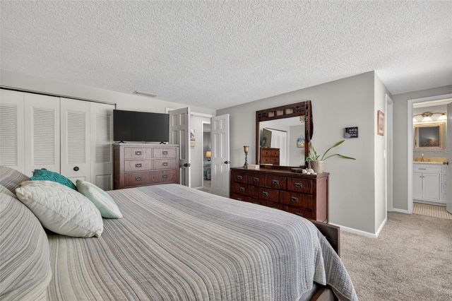 15801 ASHBURY PLACE, Tampa, FL 33624