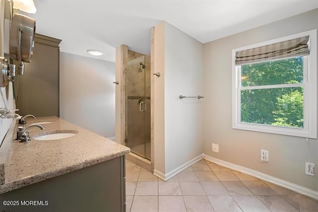 493 S Fir Avenue, Galloway, NJ 08205