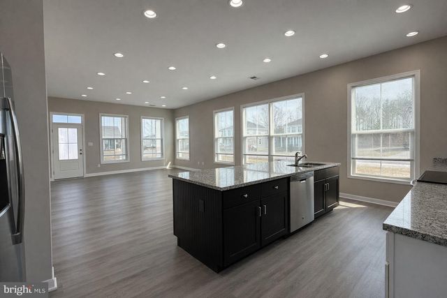 19 BONITA PINE TRL, Martinsburg, WV 25405