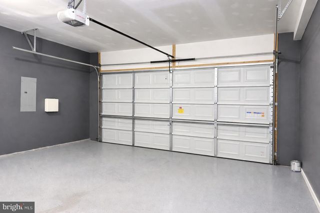 19 BONITA PINE TRL, Martinsburg, WV 25405