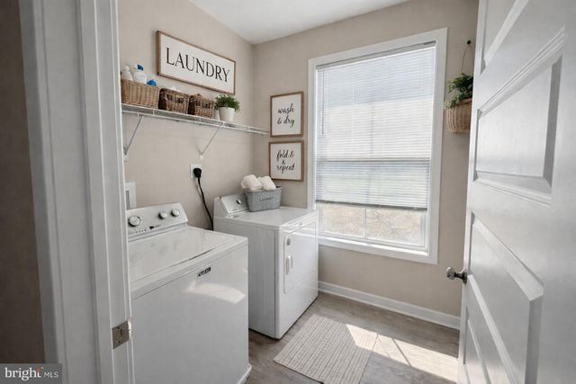 19 BONITA PINE TRL, Martinsburg, WV 25405