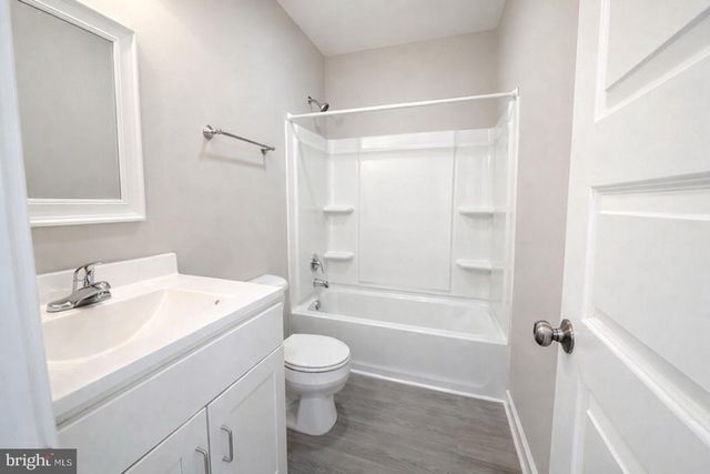 19 BONITA PINE TRL, Martinsburg, WV 25405