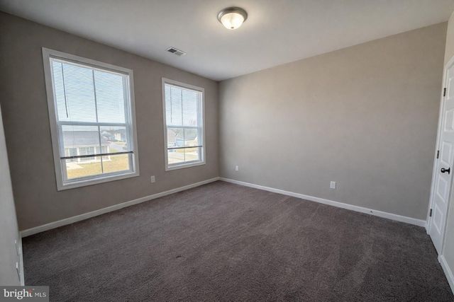 19 BONITA PINE TRL, Martinsburg, WV 25405