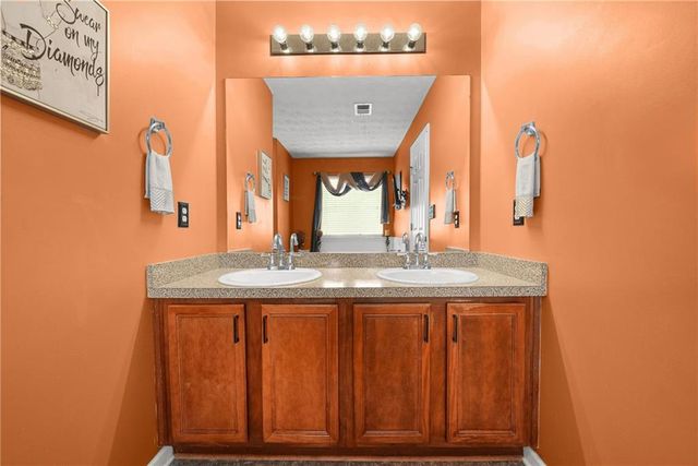 3415 Ashford Loop, Ellenwood, GA 30294