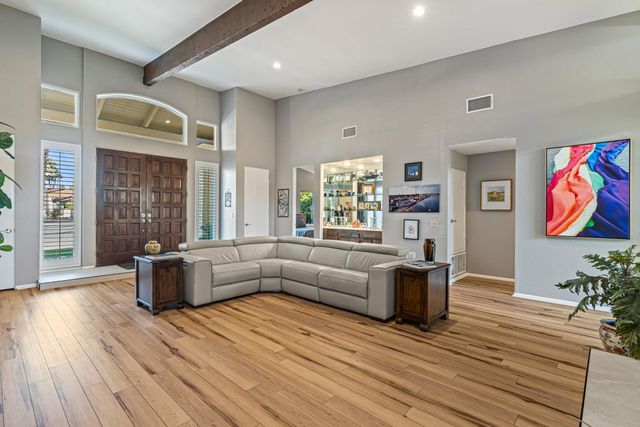 16 Lincoln Place, Rancho Mirage, CA 92270