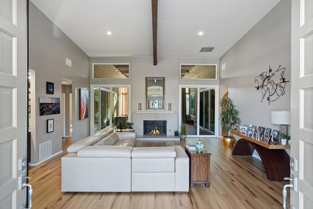 16 Lincoln Place, Rancho Mirage, CA 92270