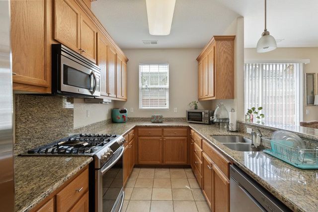26 Oliveira Loop, Freedom, CA 95019