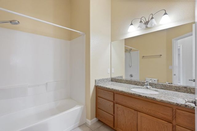26 Oliveira Loop, Freedom, CA 95019