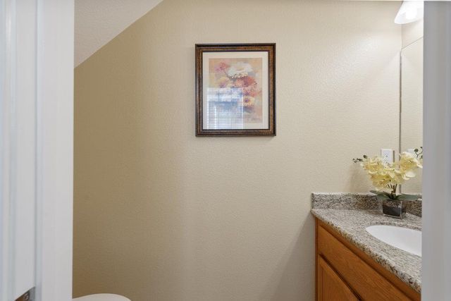 26 Oliveira Loop, Freedom, CA 95019