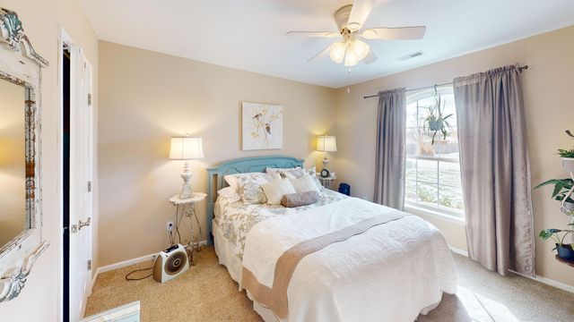 4204 COTTON WOOD DR, Columbia, MO 65202