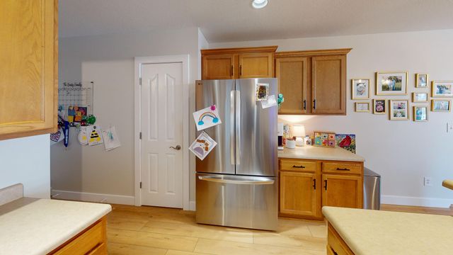 4204 COTTON WOOD DR, Columbia, MO 65202