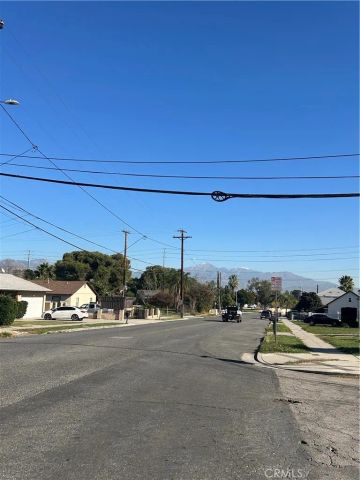 495 W C Street, Colton, CA 92324