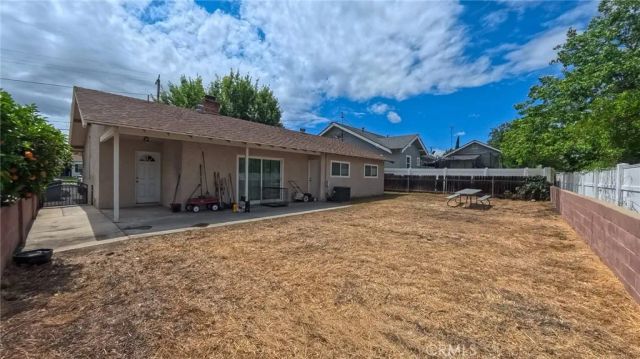 495 W C Street, Colton, CA 92324