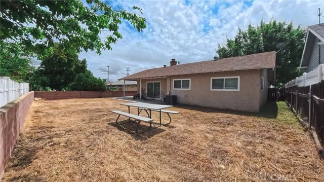 495 W C Street, Colton, CA 92324
