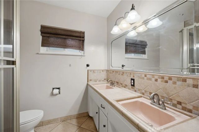 495 W C Street, Colton, CA 92324
