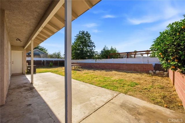 495 W C Street, Colton, CA 92324