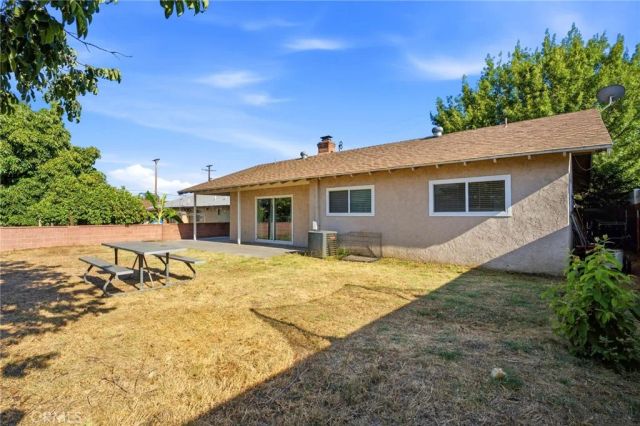 495 W C Street, Colton, CA 92324