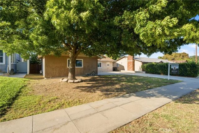 495 W C Street, Colton, CA 92324