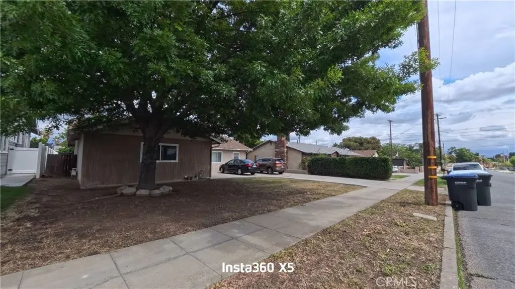 495 W C Street, Colton, CA 92324