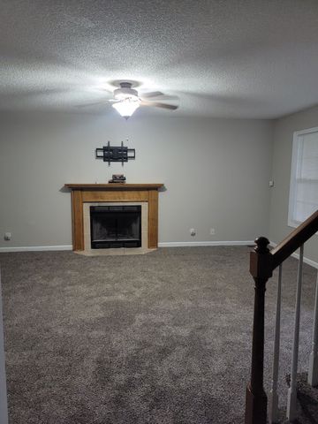 3833 Man O War Blvd, Clarksville, TN 37042