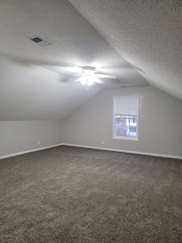 3833 Man O War Blvd, Clarksville, TN 37042