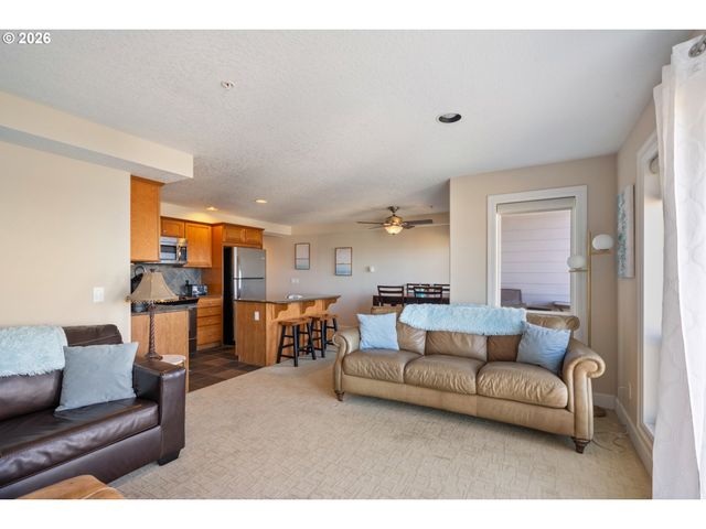 300 N PACIFIC St 43, Rockaway Beach, OR 97136