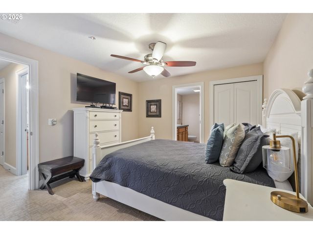 300 N PACIFIC St 43, Rockaway Beach, OR 97136