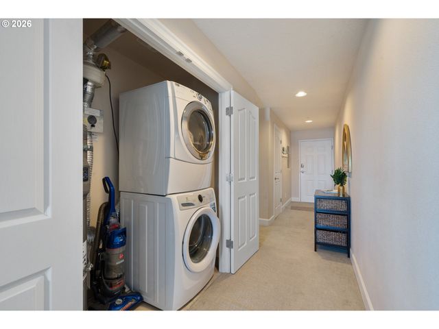 300 N PACIFIC St 43, Rockaway Beach, OR 97136
