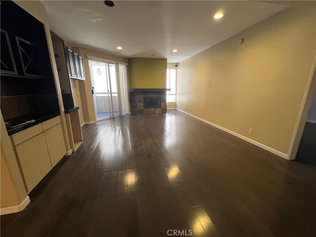 1240 S Corning 108, Los Angeles, CA 90035