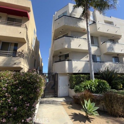 1240 S Corning 108, Los Angeles, CA 90035
