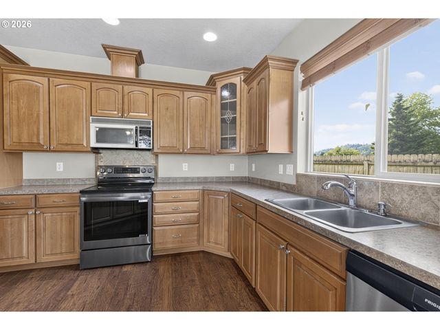 2341 52ND Ave, Longview, WA 98632