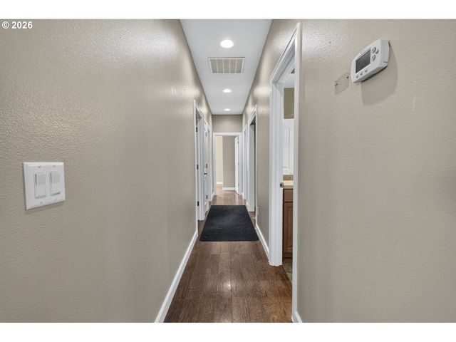 2341 52ND Ave, Longview, WA 98632