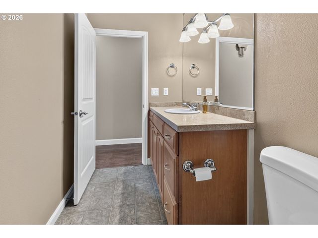 2341 52ND Ave, Longview, WA 98632