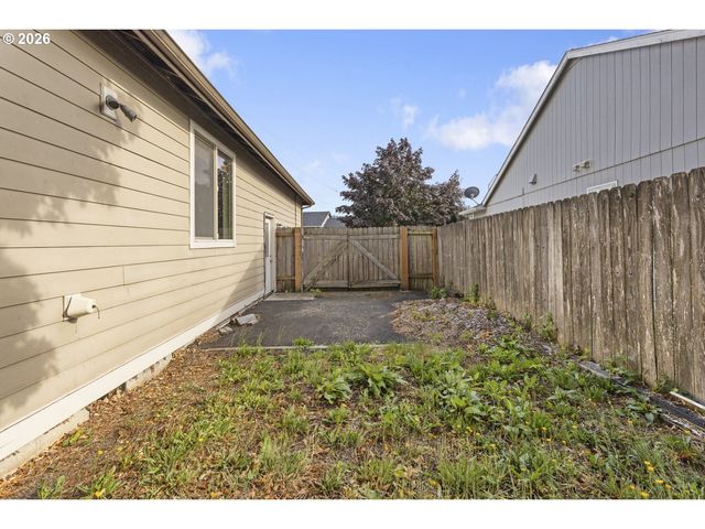 2341 52ND Ave, Longview, WA 98632