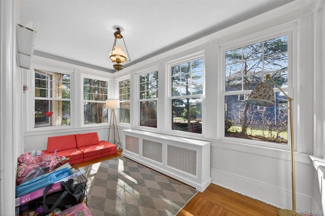 121 Morris Avenue, Rockville Centre, NY 11570